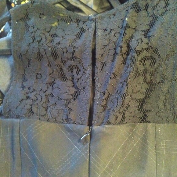 YES 💲1⃣▶▶RW&CO. Black Lace Dress - Picture 8 of 8